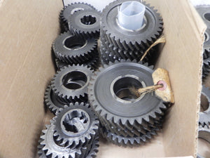 (Used) Lot of 901/915 Transmission Single Gears