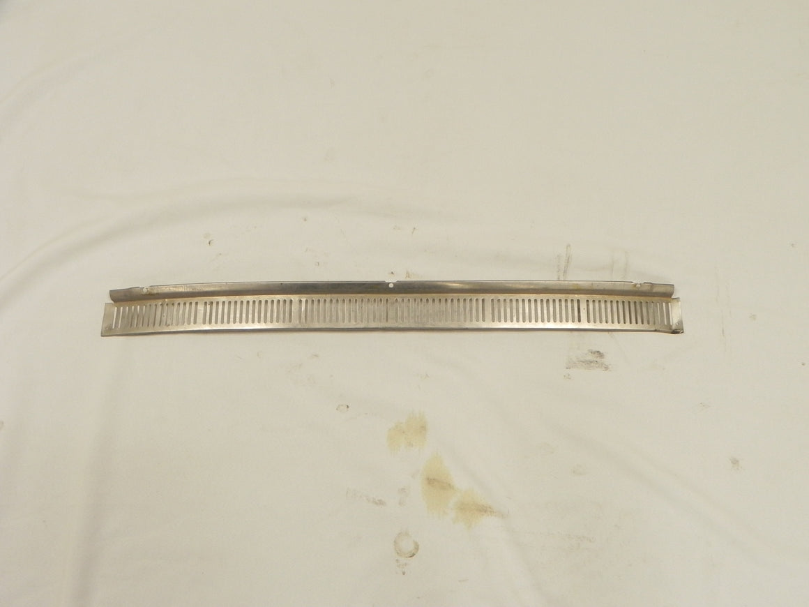 (Used) 911/912 Stainless Steel Rear Muffler Skirt Center-piece - 1969-73