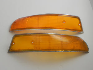 (Used) 911/912 Bosch Front Pair of USA Turn Signal Lenses with Silver Trim - 1969-72