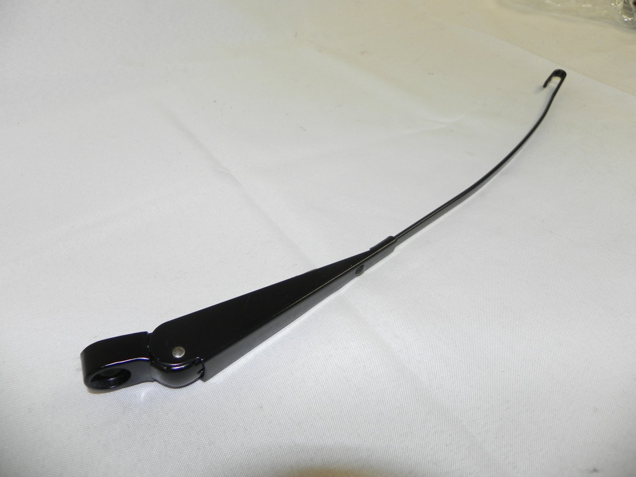 Windshield Wiper Rhd (New) RHD Front Windshield Wiper Arm, Bent - AASE Sales