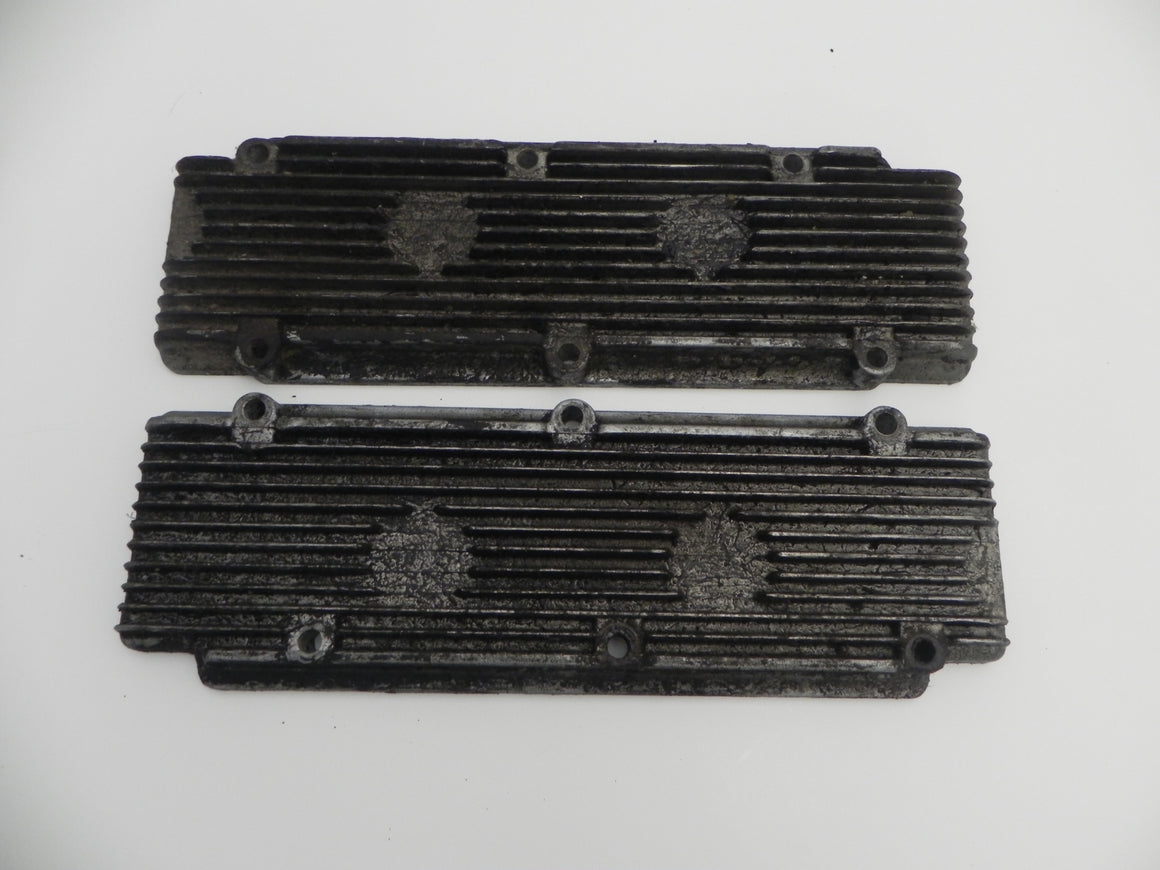 (Used) 911 Pair of Lower Valve Covers - 1965-67
