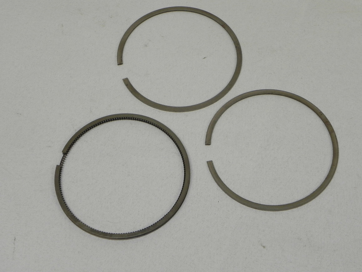 (New) 911 Turbo Piston Ring Set 3.0L 260 PS 1974-77