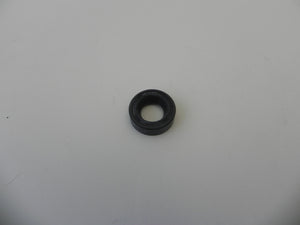 (New) 911 Speedometer angle drive seal 1965-71
