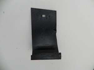 (Used) 911 Air Baffle Plate Center 1969-77