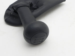 (Used) 986/996 5-Speed Black Gear Shift Boot and Knob - 1997-2005
