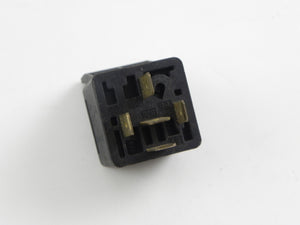(Used) Bosch Fuel Pump Relay 12V 30A