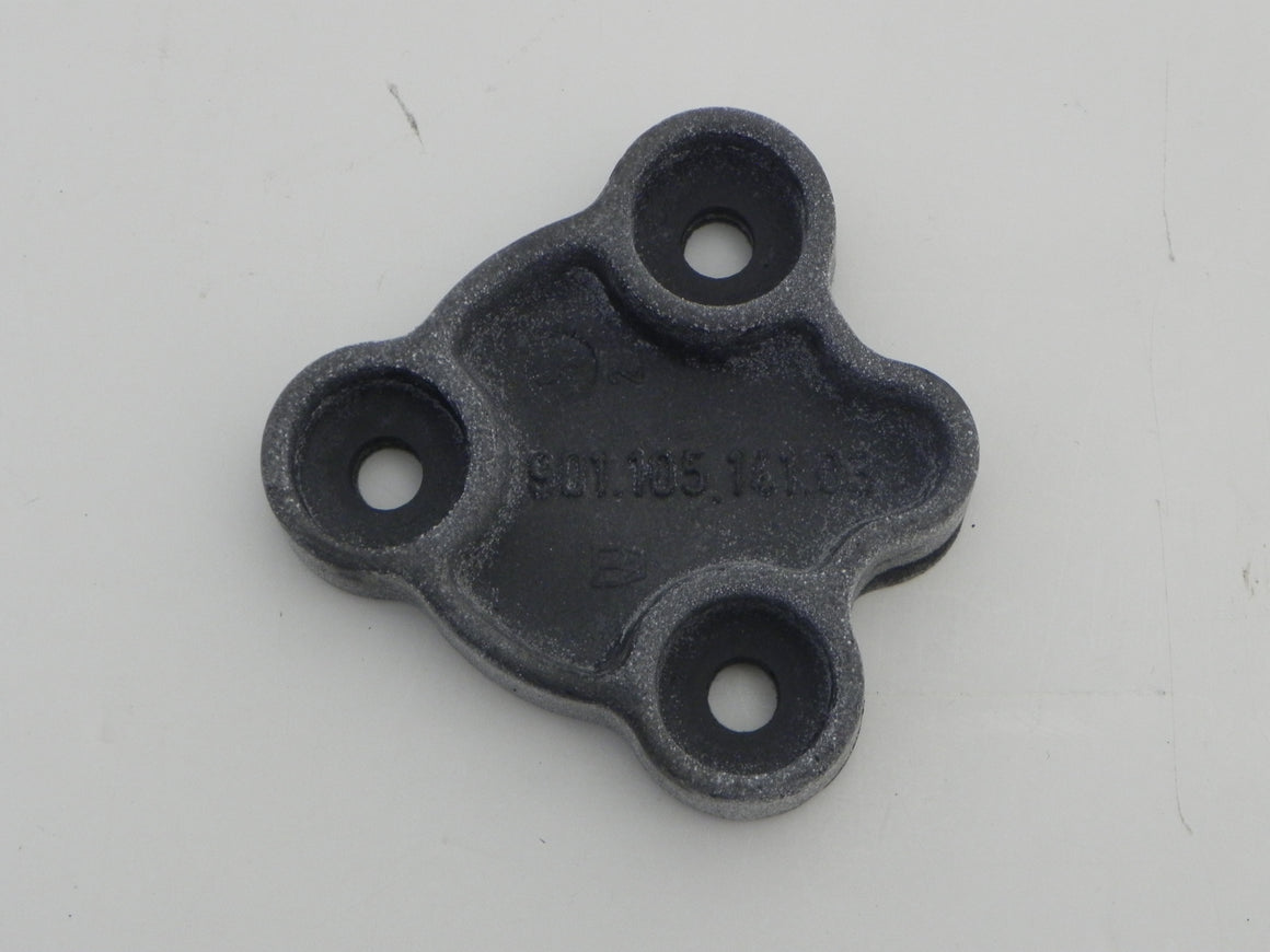 (Used) 911 Intermediate Shaft Cover 1967-71