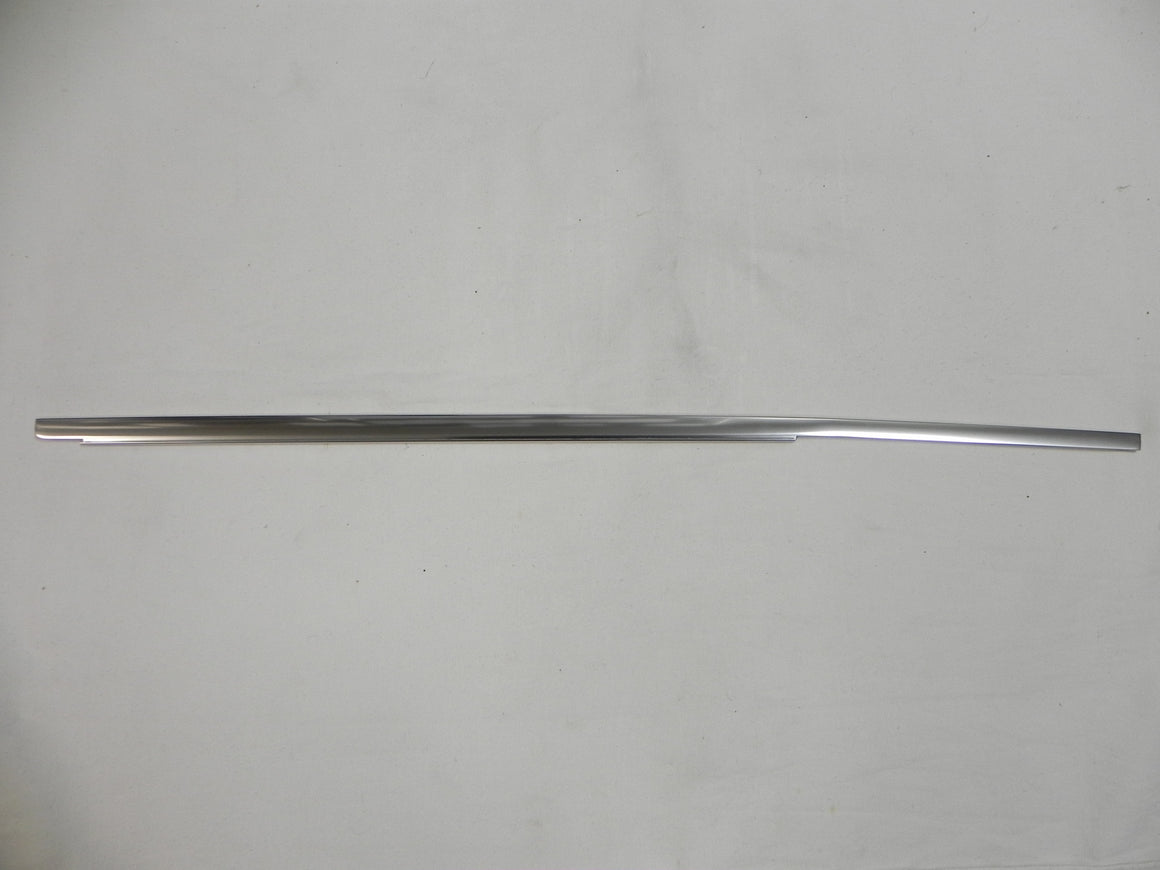 (New) 911/912 Coupe Door Top Trim Left - 1965-83