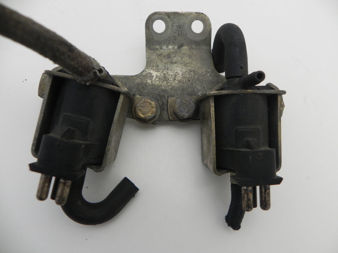 (Used) 911 Turbo Change Over Valve