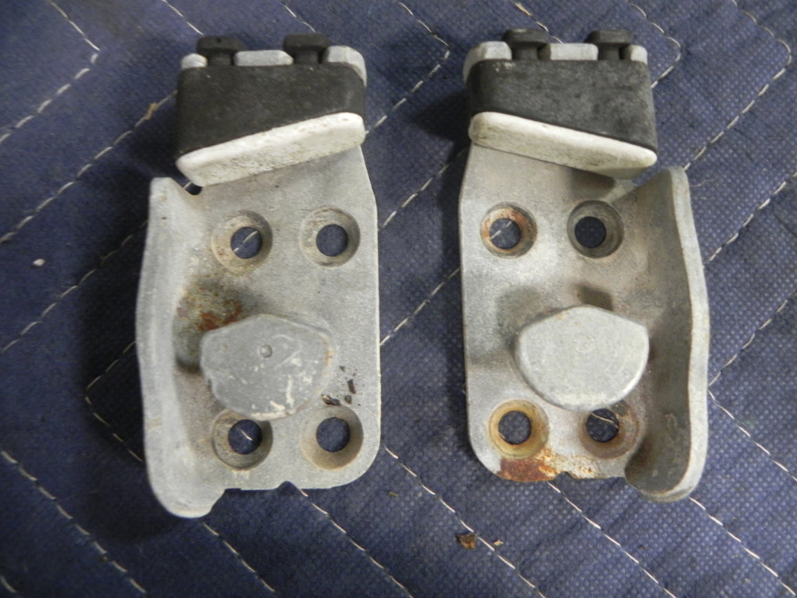 (Used) 914-4 Door Striker Pair - 1972-73