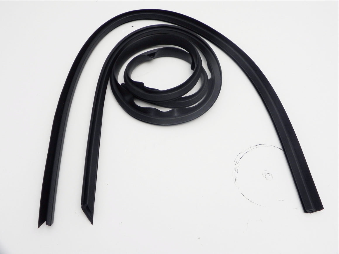 (New) 356 Coupe Right Hand Door Seal - 1950-65