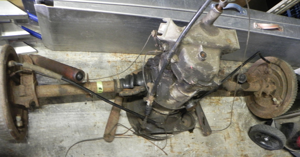(Used) 356, 741/0A Transmission/Gearbox and Axles.