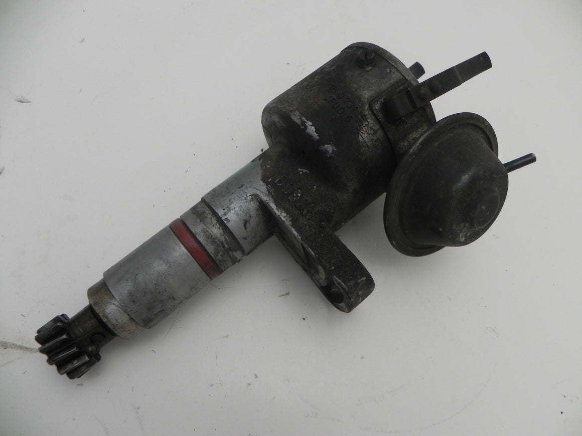 (Used) 911T 2.4L Distributor 1972-73