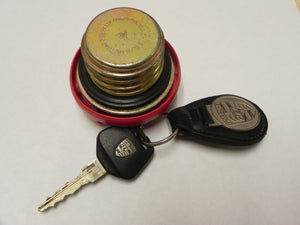 (Original) 924/944/968 Locking Gas Cap with Key