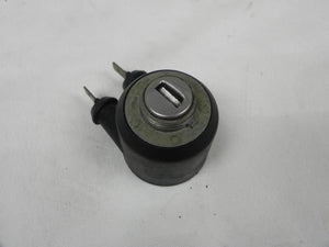 (Used) 911/924/944 Alarm Switch w/o Keys - 1978-89