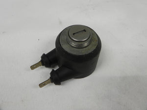 (Used) 911/924/944 Alarm Switch w/o Keys - 1978-89