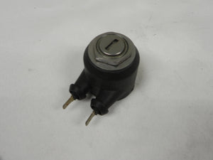 (Used) 911/924/944 Alarm Switch w/o Keys - 1978-89