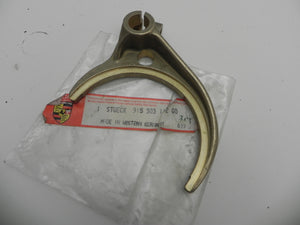 (NOS) 911 3rd/4th Gear Shift Fork 1972-85