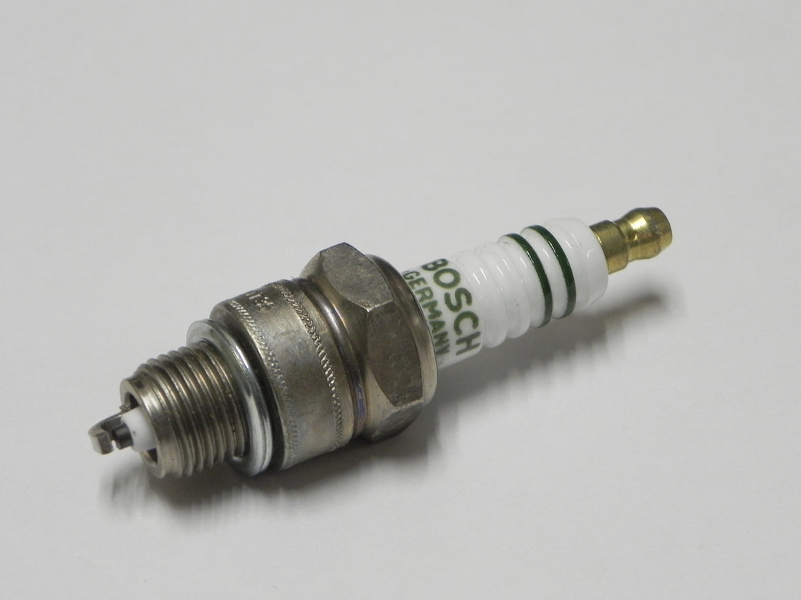 (New) 356/912 Bosch W6BC Spark Plugs - 1950-69