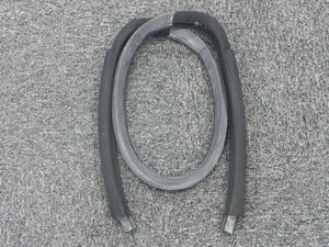 (New) 911/930 Front Targa Bar Seal - 1974-85